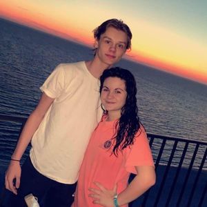 Meet your Posher, Drew